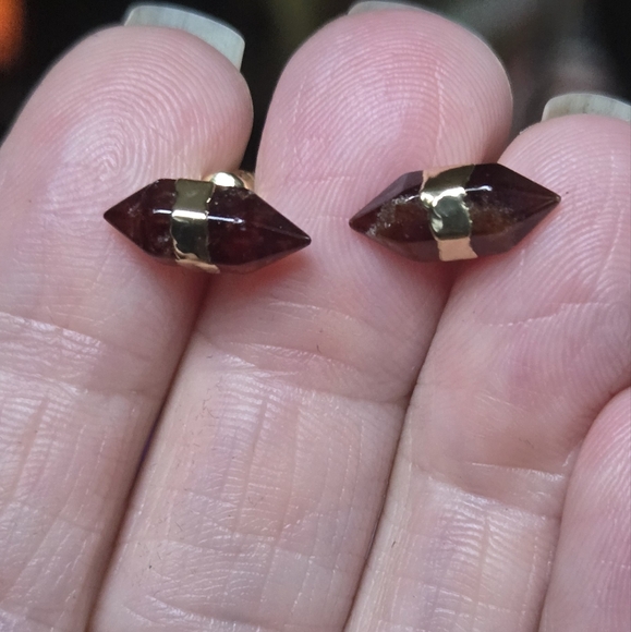 Garnet natural crystal gemstone pillar sterling & gold earrings - Picture 8 of 9
